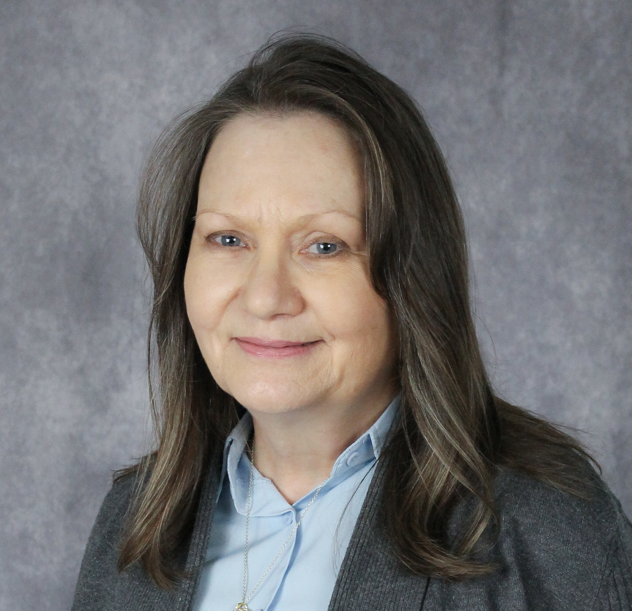 Eleanor Sjoholm Headshot